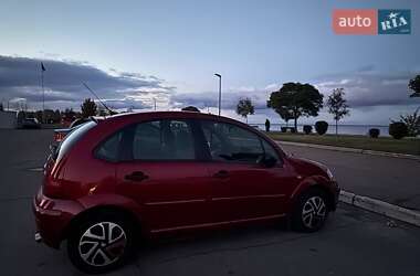 Хэтчбек Citroen C3 2004 в  фото 4 Хэтчбек Citroen C3 2004 в