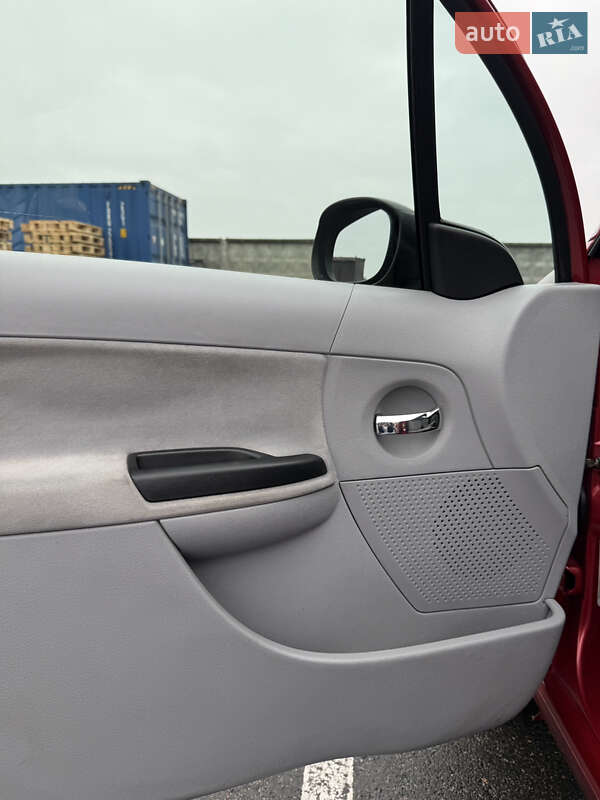 Хэтчбек Citroen C3 2007 в Софиевской Борщаговке фото 17 Хэтчбек Citroen C3 2007 в Софиевской Борщаговке