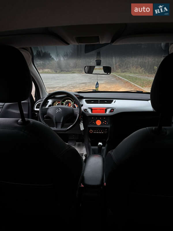 Хэтчбек Citroen C3 2012 в Бережанах