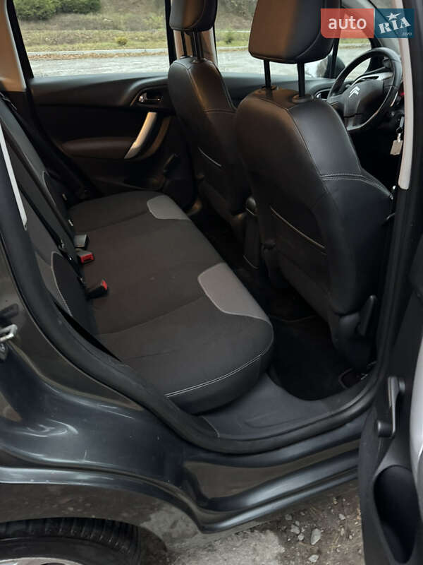 Хэтчбек Citroen C3 2012 в Бережанах