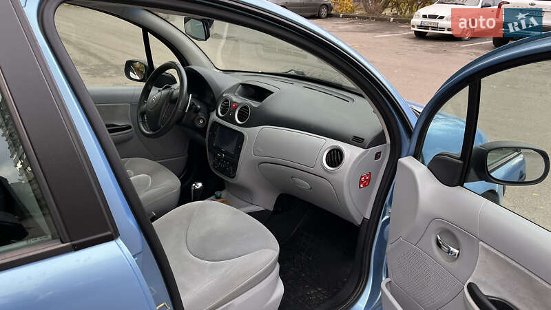Хэтчбек Citroen C3 2006 в Днепре