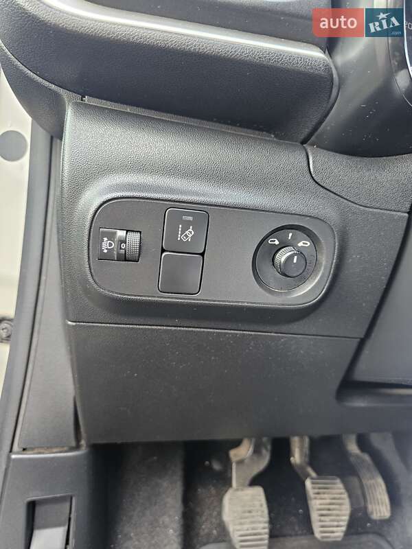 Хэтчбек Citroen C3 2020 в Каменском фото 32 Хэтчбек Citroen C3 2020 в Каменском