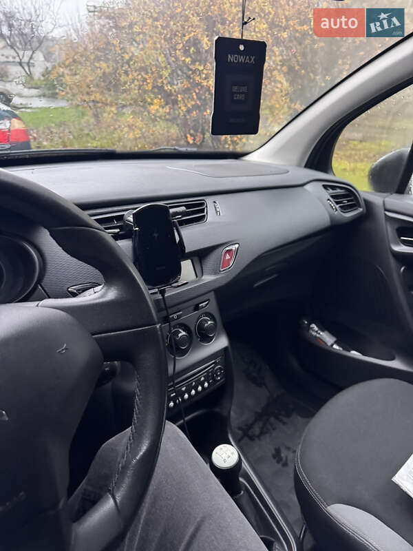 Хэтчбек Citroen C3 2012 в Киеве фото 9 Хэтчбек Citroen C3 2012 в Киеве