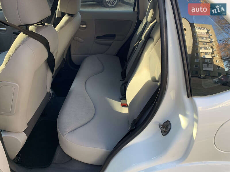 Хетчбек Citroen C3 2008 в Луцьку фото 12 Хетчбек Citroen C3 2008 в Луцьку