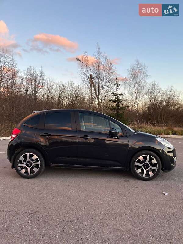 Хэтчбек Citroen C3 2010 в Звягеле