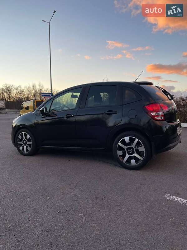 Хэтчбек Citroen C3 2010 в Звягеле