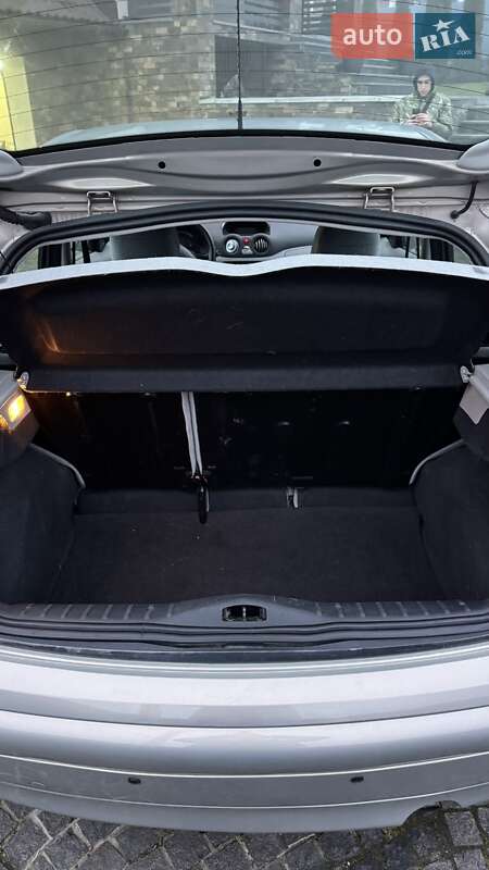 Хэтчбек Citroen C3 2004 в Тернополе