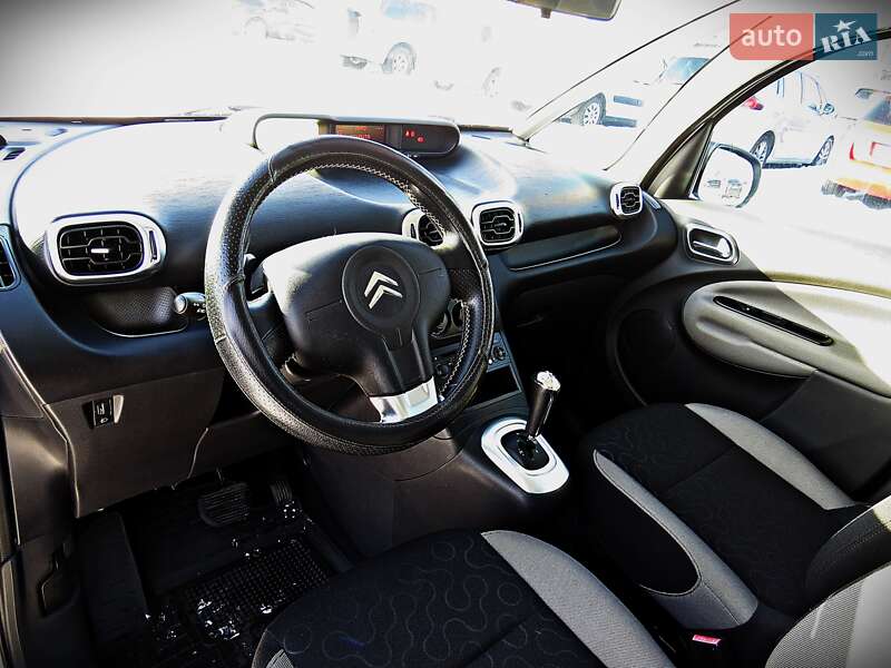 Хэтчбек Citroen C3 2012 в Черкассах
