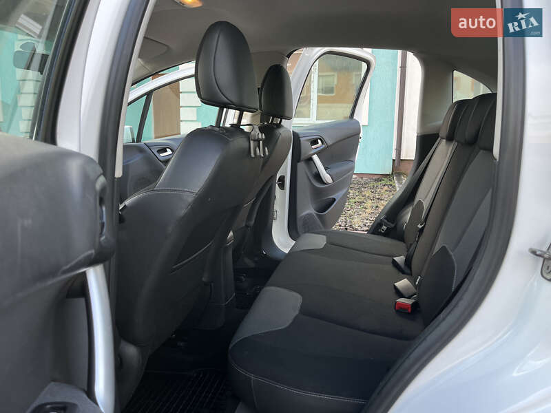 Хэтчбек Citroen C3 2012 в Каменец-Подольском