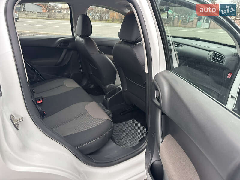 Хэтчбек Citroen C3 2015 в Ивано-Франковске фото 13 Хэтчбек Citroen C3 2015 в Ивано-Франковске