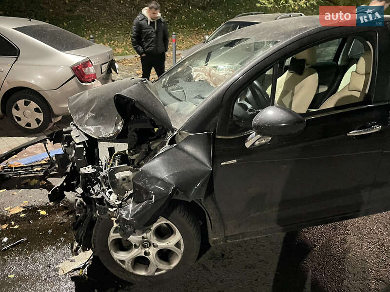 Хэтчбек Citroen C3 2010 в Львове