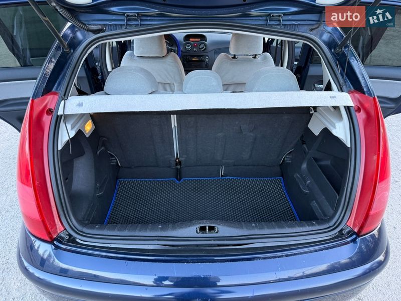 Хетчбек Citroen C3 2003 в Звягелі