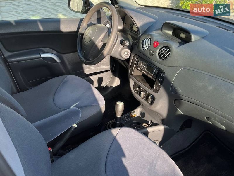 Хэтчбек Citroen C3 2003 в Киеве фото 6 Хэтчбек Citroen C3 2003 в Киеве