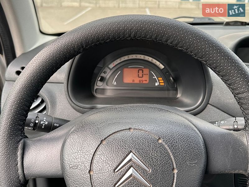 Хэтчбек Citroen C3 2003 в Киеве