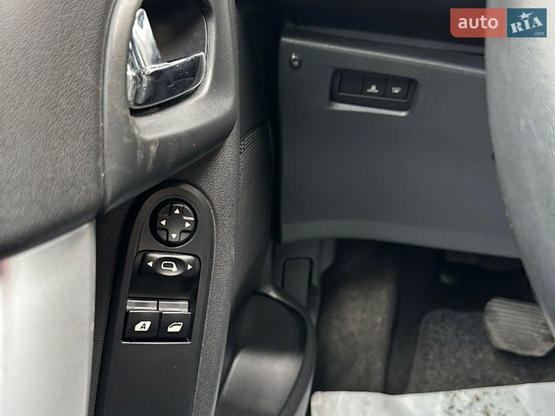 Хэтчбек Citroen C3 2012 в Киеве