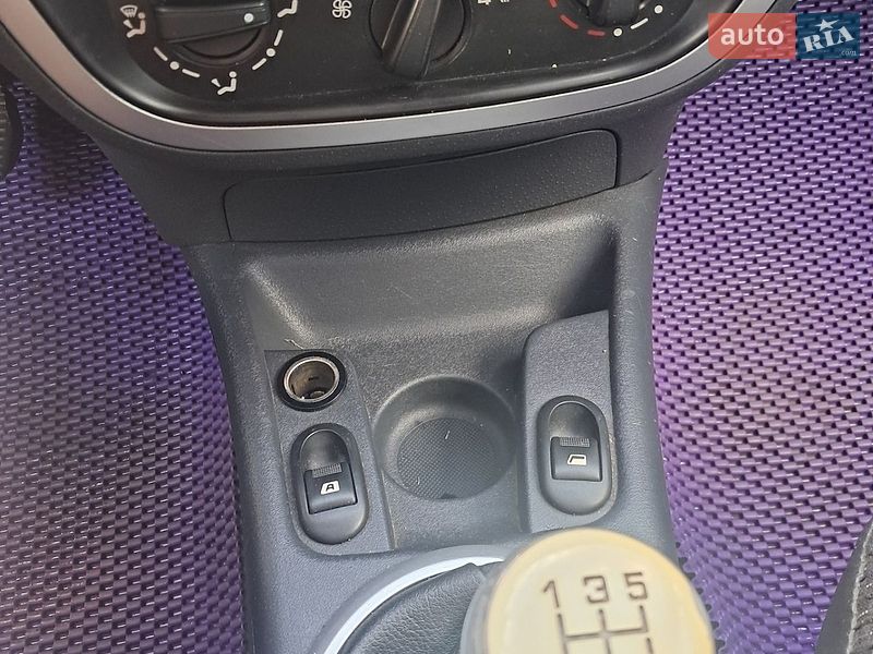 Хетчбек Citroen C3 2008 в Славуті