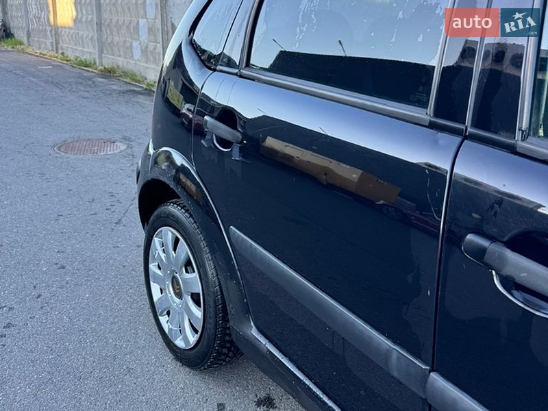Хэтчбек Citroen C3 2007 в Киеве