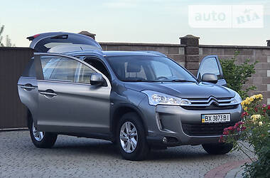 Внедорожник / Кроссовер Citroen C4 Aircross 2013 в Ровно