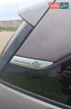 Внедорожник / Кроссовер Citroen C4 Aircross 2012 в 
