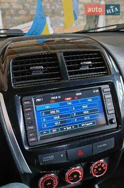 Внедорожник / Кроссовер Citroen C4 Aircross 2012 в 