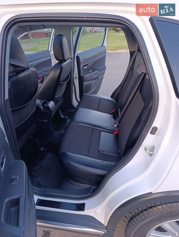 Внедорожник / Кроссовер Citroen C4 Aircross 2012 в Александрие