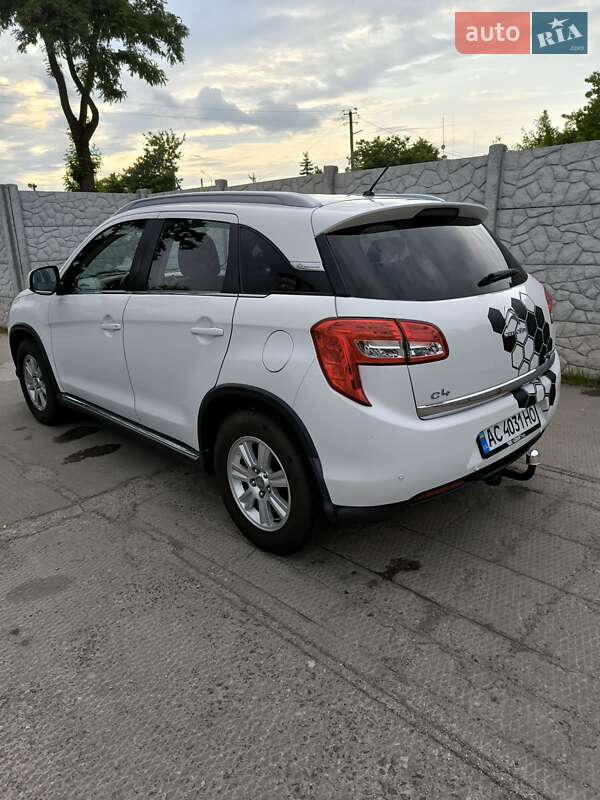 Внедорожник / Кроссовер Citroen C4 Aircross 2012 в Александрие