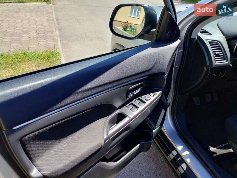 Позашляховик / Кросовер Citroen C4 Aircross 2012 в Рівному фото 8 Позашляховик / Кросовер Citroen C4 Aircross 2012 в Рівному