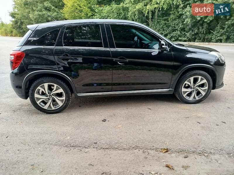 Внедорожник / Кроссовер Citroen C4 Aircross 2012 в Казатине