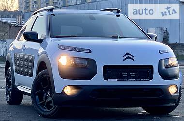 Внедорожник / Кроссовер Citroen C4 Cactus 2016 в Одессе