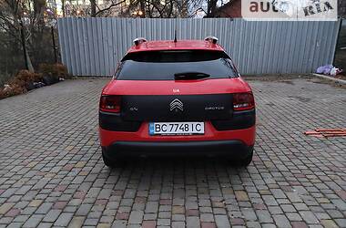 Хэтчбек Citroen C4 Cactus 2016 в 
