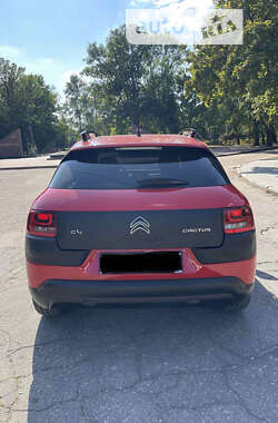 Внедорожник / Кроссовер Citroen C4 Cactus 2016 в 