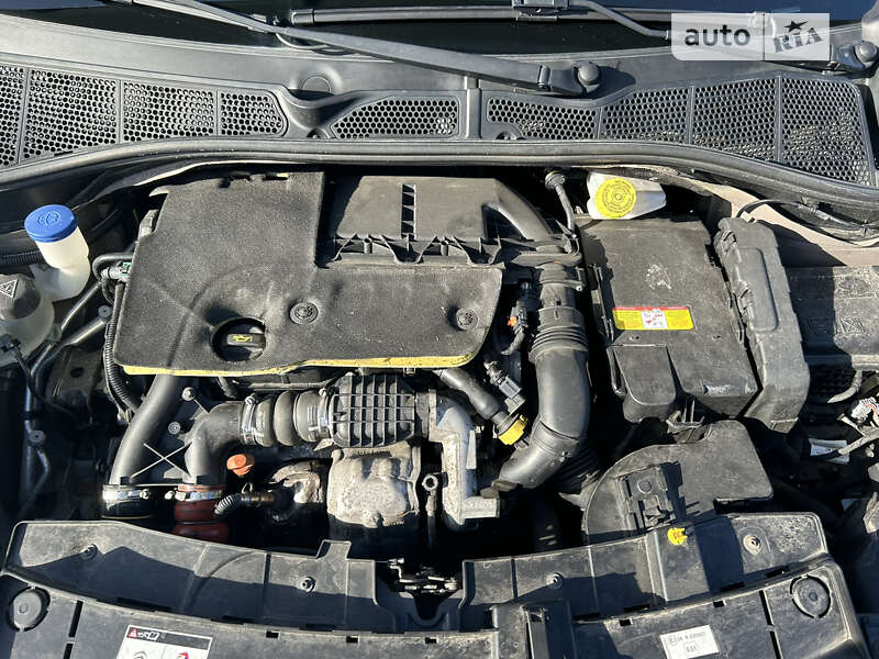 Внедорожник / Кроссовер Citroen C4 Cactus 2014 в Харькове