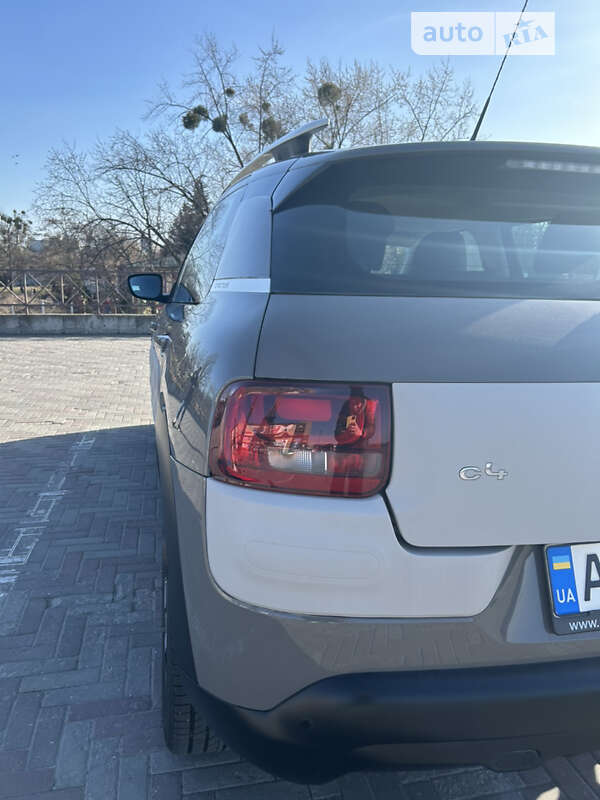 Внедорожник / Кроссовер Citroen C4 Cactus 2014 в Харькове