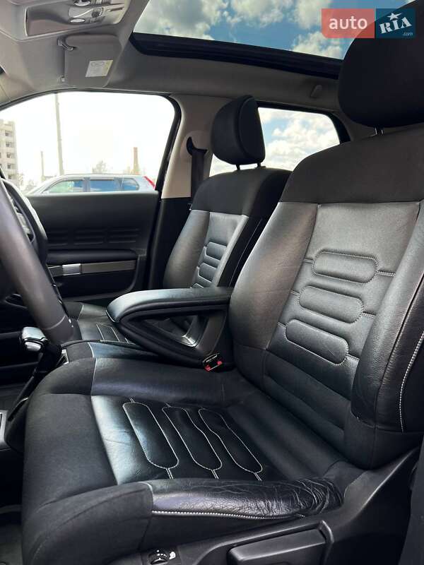 Внедорожник / Кроссовер Citroen C4 Cactus 2015 в Харькове