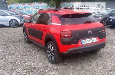 Внедорожник / Кроссовер Citroen C4 Cactus 2015 в Черновцах