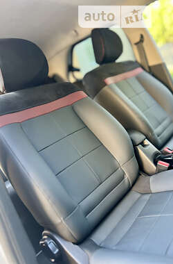 Внедорожник / Кроссовер Citroen C4 Cactus 2019 в 