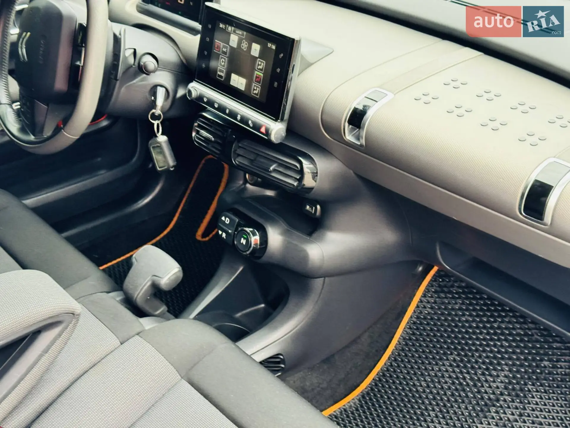 2016 Citroen C4 Cactus - мініатюра 12