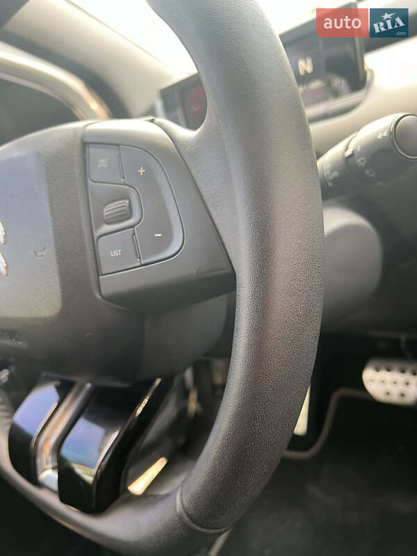 Внедорожник / Кроссовер Citroen C4 Cactus 2018 в Львове