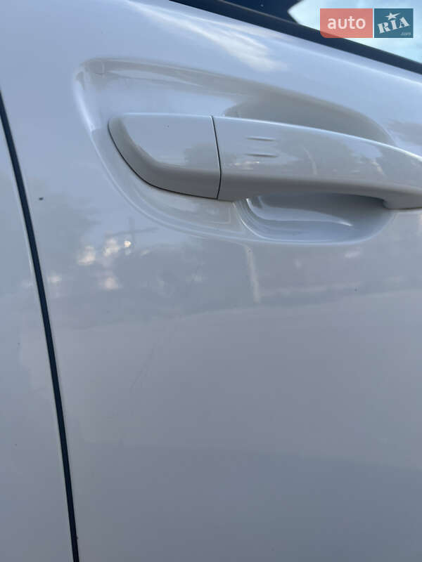 Внедорожник / Кроссовер Citroen C4 Cactus 2018 в Львове