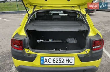 Внедорожник / Кроссовер Citroen C4 Cactus 2014 в 