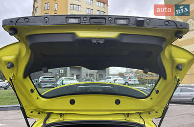 Внедорожник / Кроссовер Citroen C4 Cactus 2014 в 