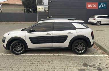 Внедорожник / Кроссовер Citroen C4 Cactus 2014 в 