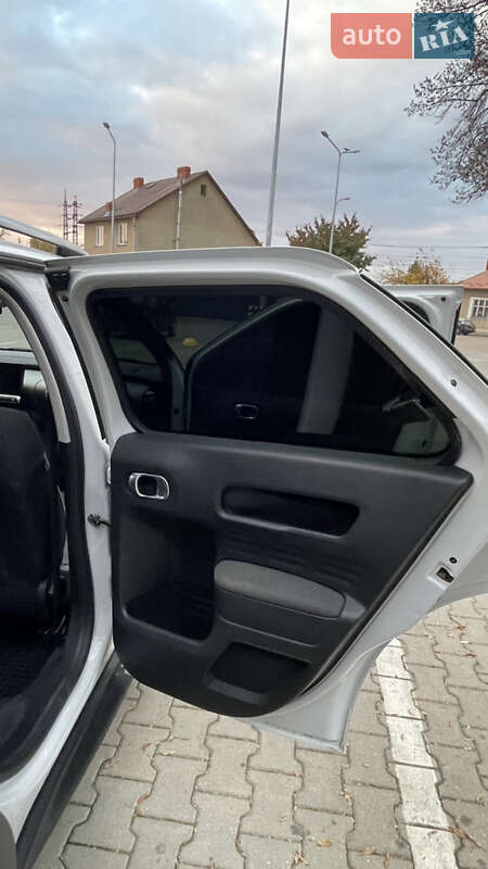 Внедорожник / Кроссовер Citroen C4 Cactus 2014 в Ужгороде