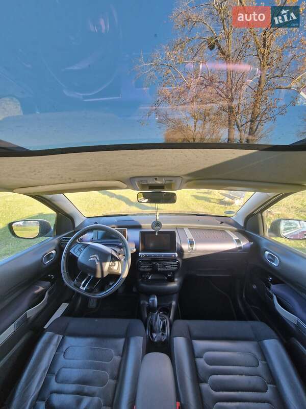 Внедорожник / Кроссовер Citroen C4 Cactus 2014 в 