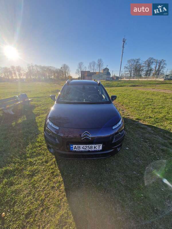 Внедорожник / Кроссовер Citroen C4 Cactus 2014 в Черновцах