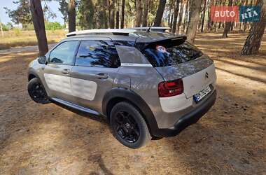 Позашляховик / Кросовер Citroen C4 Cactus 2015 в Сумах