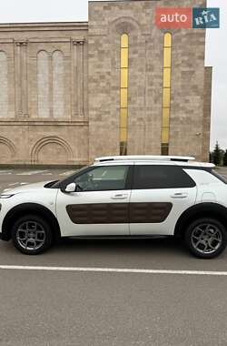 Позашляховик / Кросовер Citroen C4 Cactus 2017 в Києві