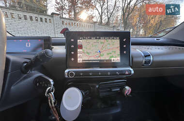 Внедорожник / Кроссовер Citroen C4 Cactus 2015 в 