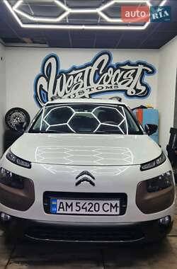 Позашляховик / Кросовер Citroen C4 Cactus 2015 в Коростені