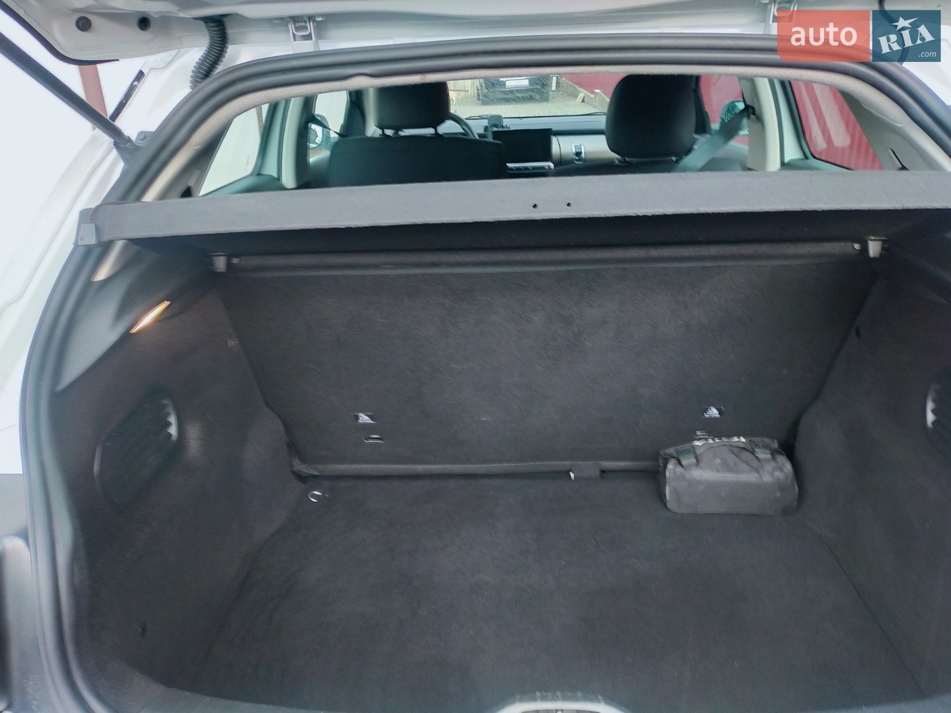 2015 Citroen C4 Cactus - мініатюра 25